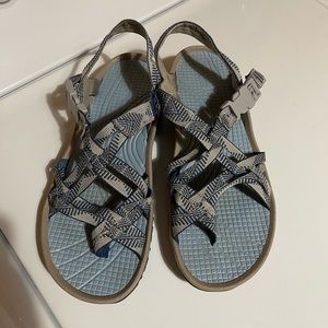 Baretrap Sandals size 10